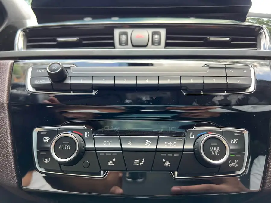 BMW X1 2022 sDrive25Li Leading Edition