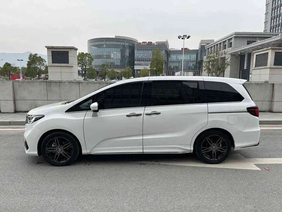 2022 Odyssey 2.0L e:HEV Sharp Enjoy Edition