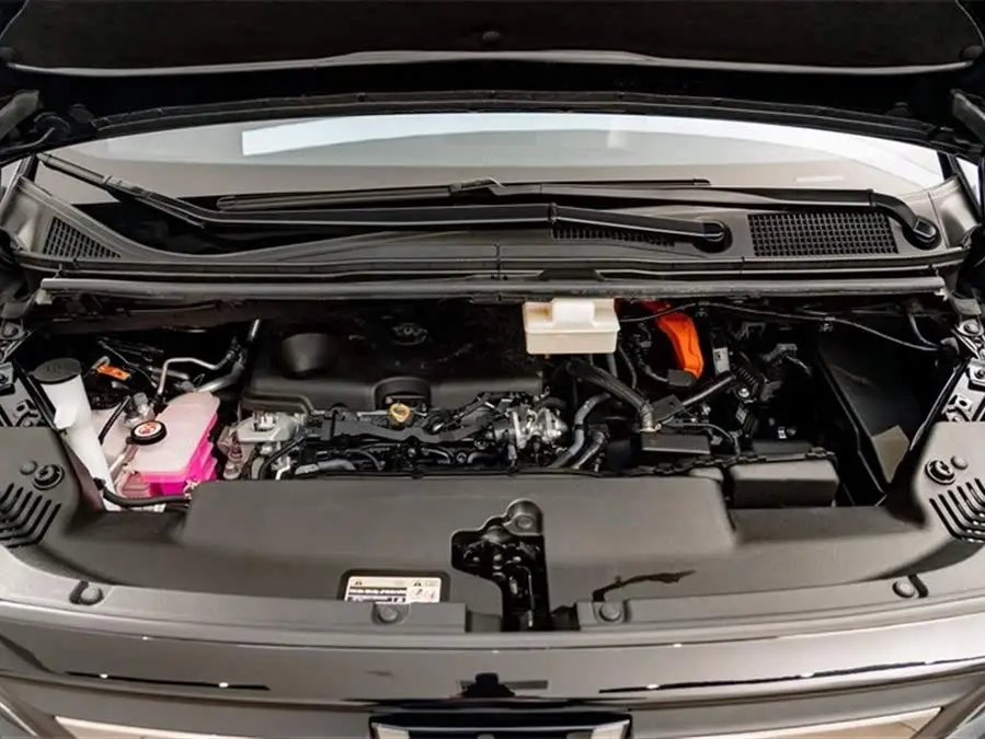 2024 تويوتا فيلفاير كراون هايبرد 2.5 لتر اصدارة التنفيذية الفائقة