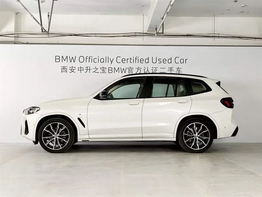 BMW X3 2023 xDrive30i Leading Model M Night Package