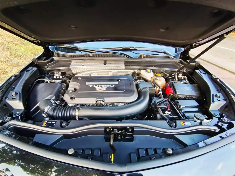 Cadillac XT4 2022 28T FWD Luxury