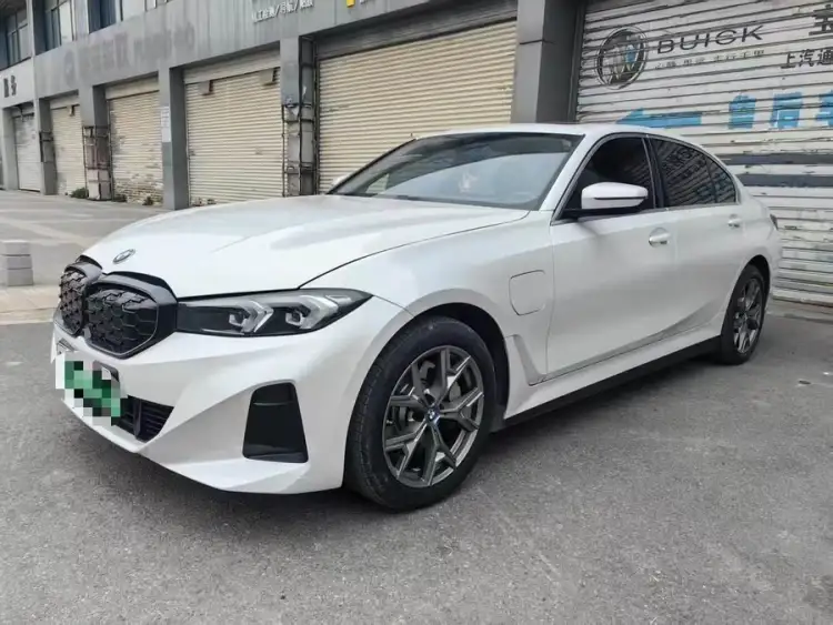 BMW i3 2022 eDrive 35 L