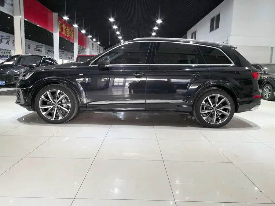 Audi Q7 2021 55 TFSI quattro S line Sport