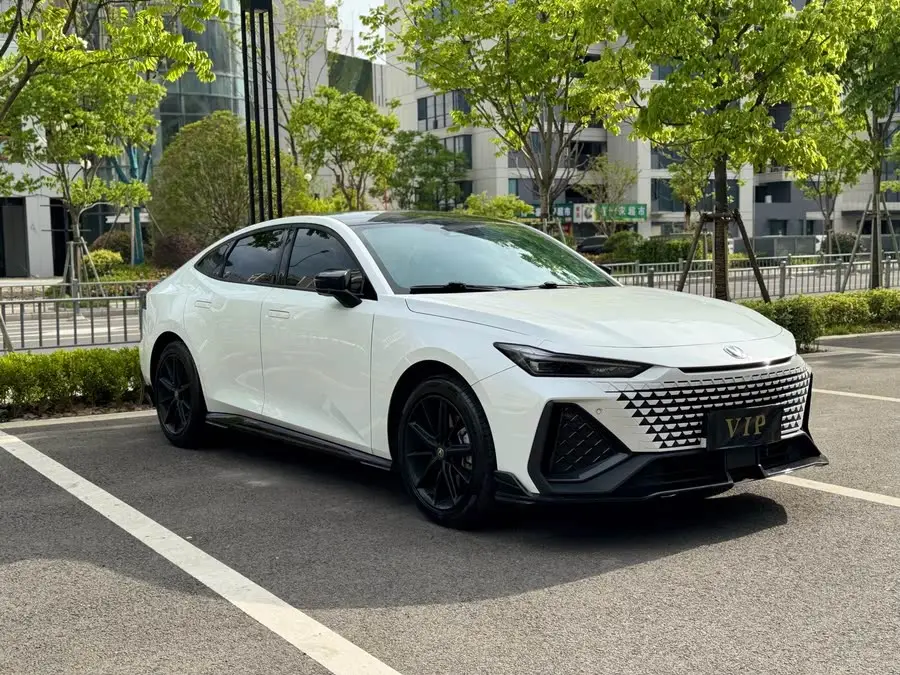 Changan UNI-V 2023 2.0T Speed Version