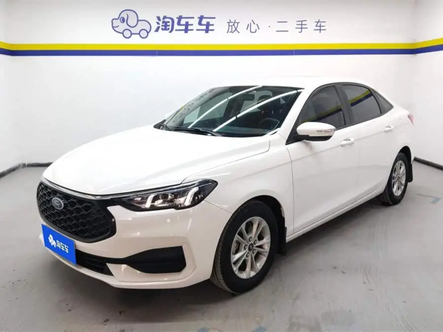 Ford Focus 2021 1.5L Automatic Gold Edition
