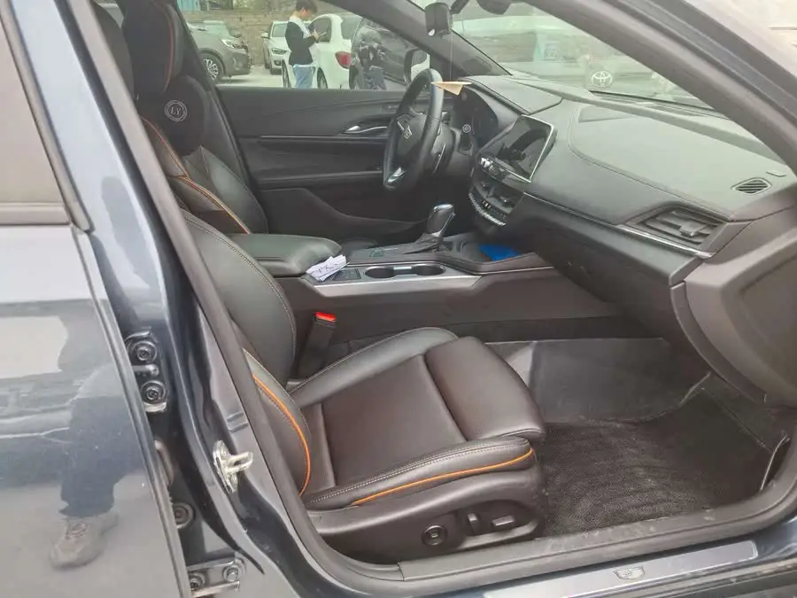 كاديلاك CT4 2020 28T النخبة