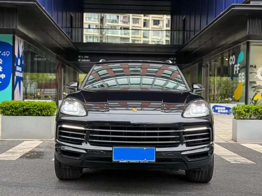 2022 Cayenne 3.0T Platinum Edition