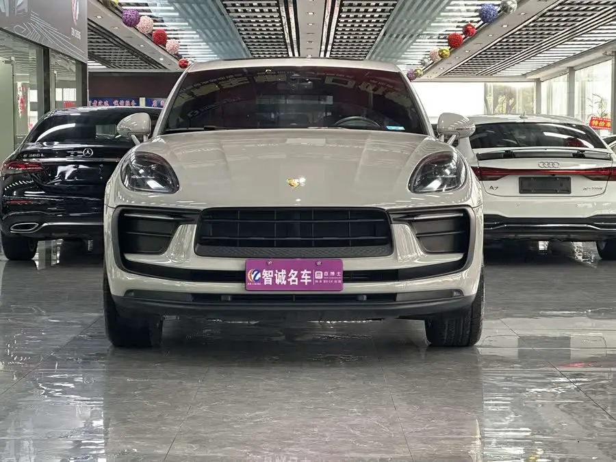 2022 Macan Macan T 2.0T