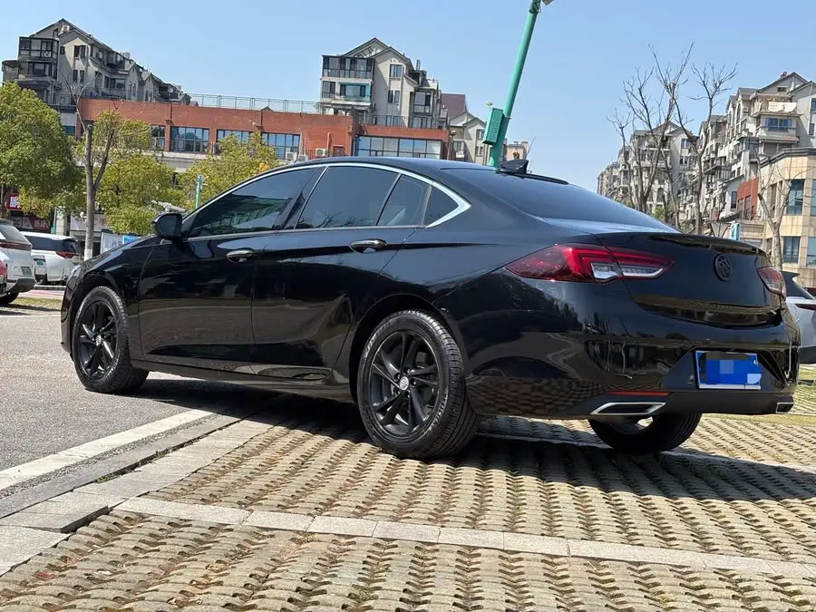 بيوك ريجال 2022 552T النسخة الذكية