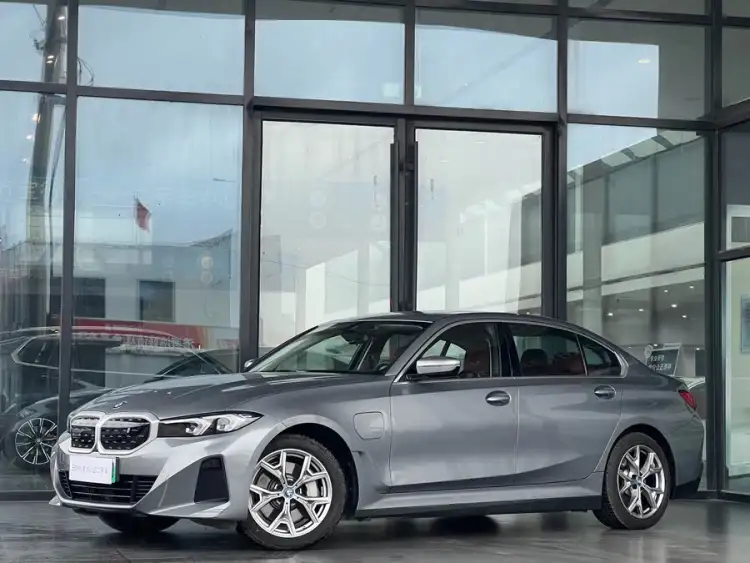 BMW i3 2024 eDrive 35 L