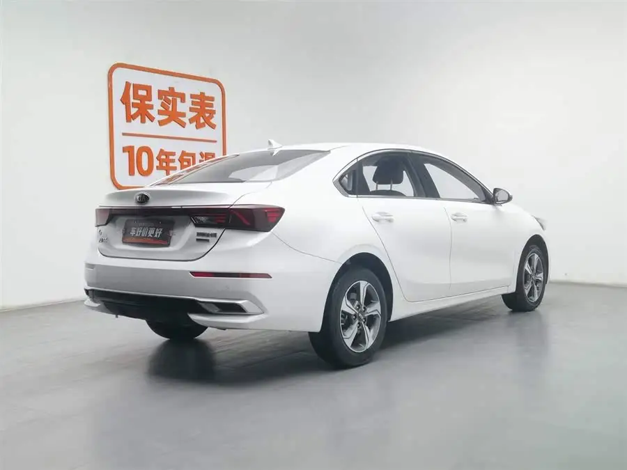 كيا K3 2020 1.5L CVT النسخة الجديدة مع السقف الزجاجي