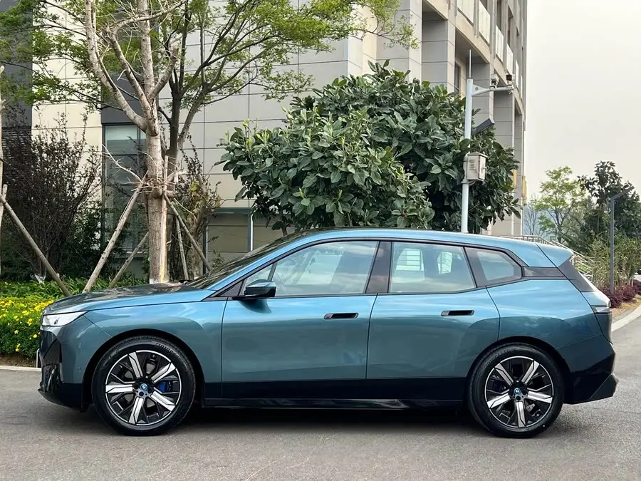 BMW iX 2023 Facelift xDrive50