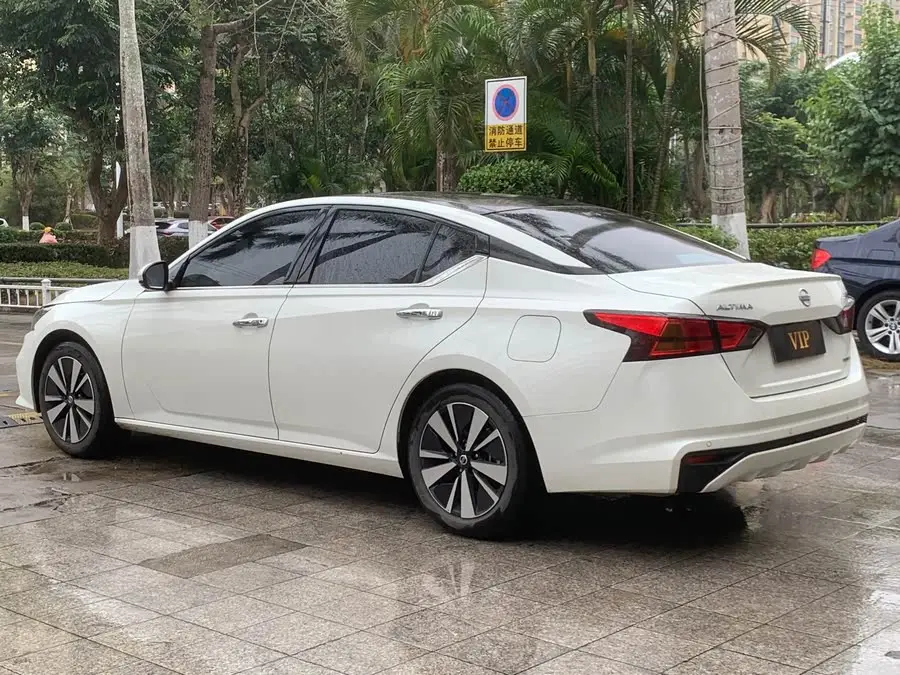 Teana 2021 2.0L XL Comfort Version