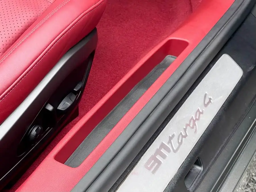 Porsche 911 2022 Targa 4 3.0T