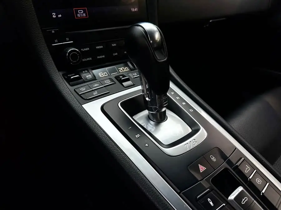 Porsche 718 Boxster 2.0T 2016