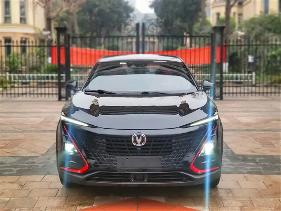 شانغن UNI-T 2020 1.5T الفاخرة