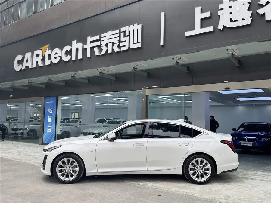 كاديلاك CT5 2024 28T الفاخرة