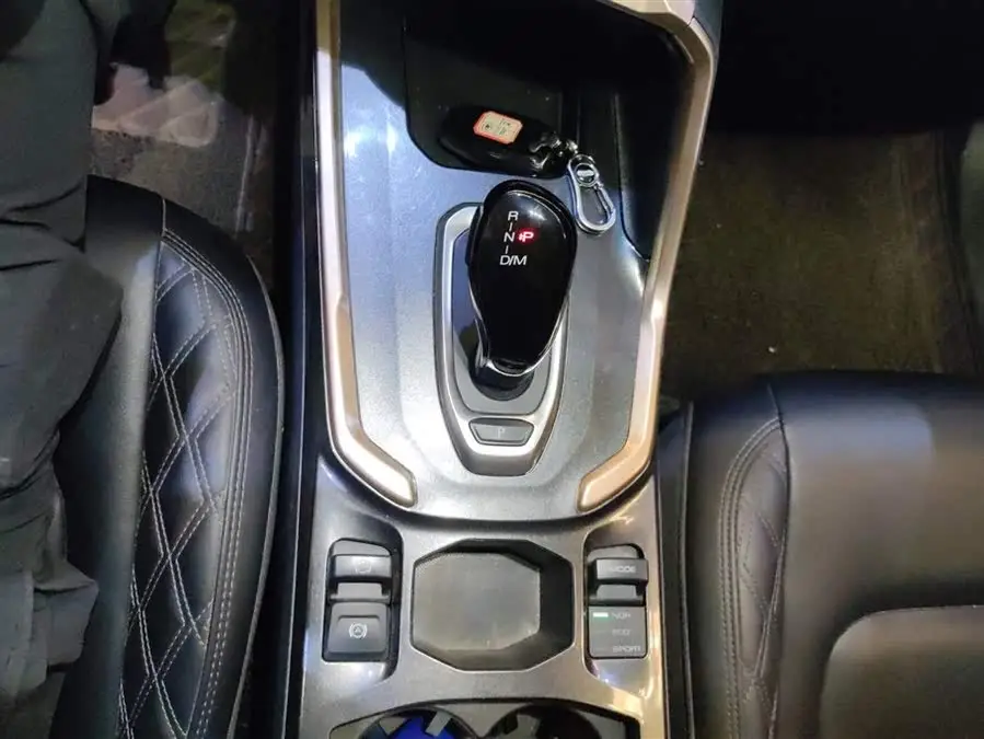 هافال H6 2021 1.5T أوتوماتيكي بطل الإصدار