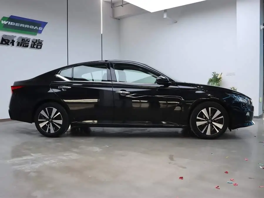 Tiana 2021 Model 2.0L XL Comfort Edition