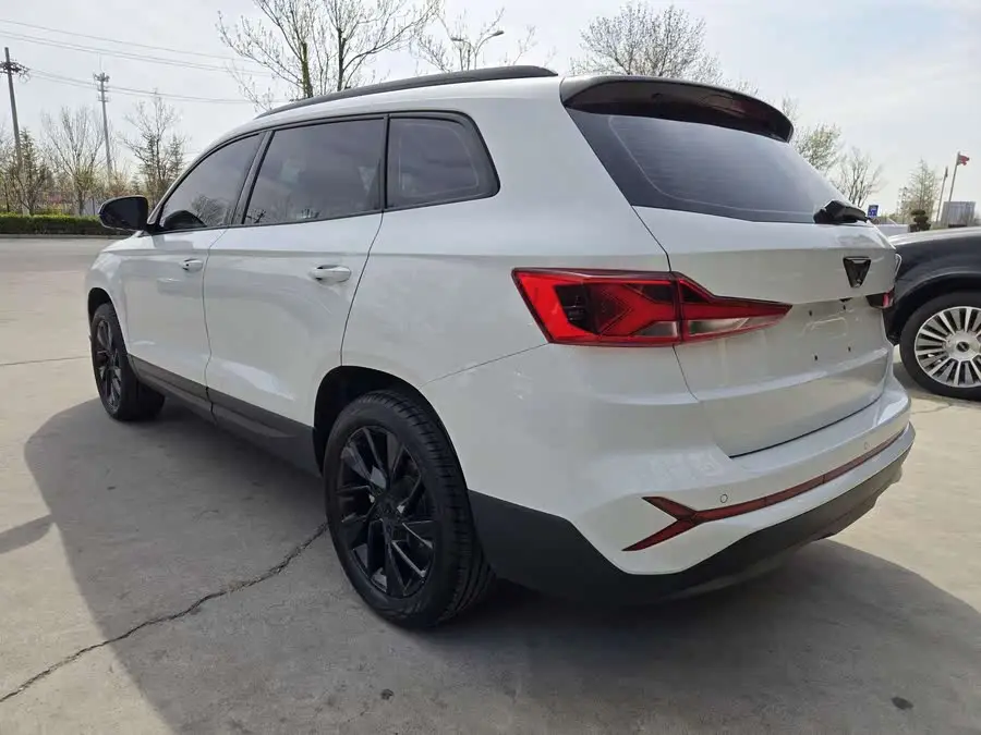 Jetta VS7 2023 280 TSI Automatic High Gloss Enjoyment Edition