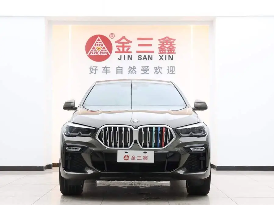 بي إم دبليو X6 2021 xDrive30i حزمة رياضية M