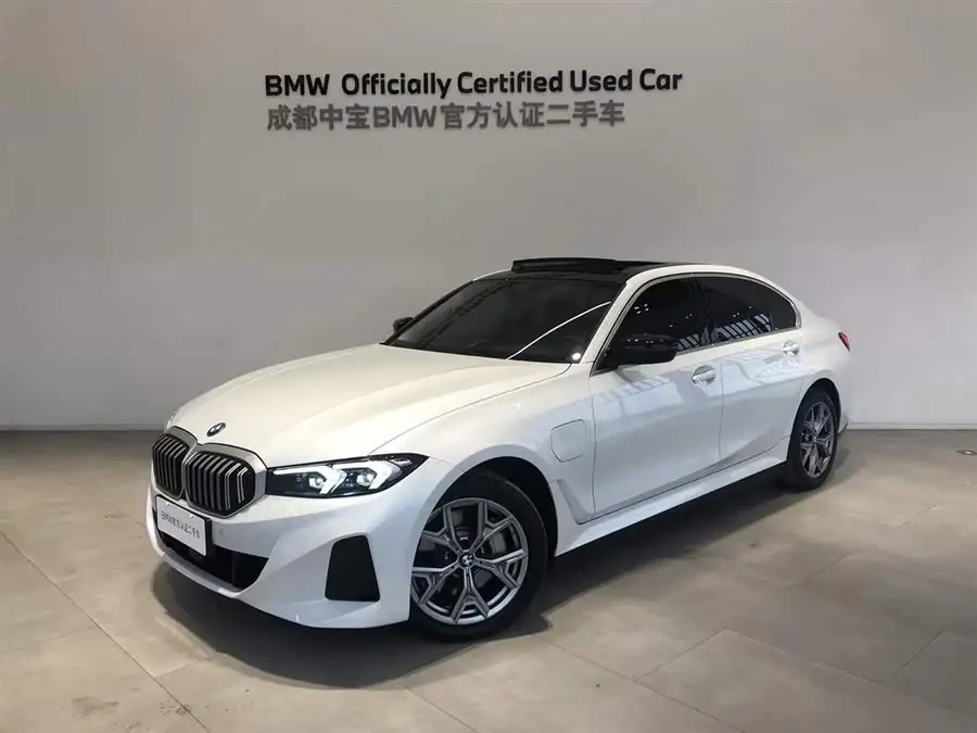 بي إم دبليو i3 2024 eDrive 35 L