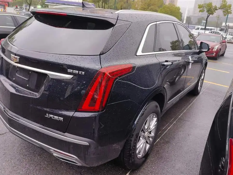 كاديلاك XT5 2021 28T فاخرة