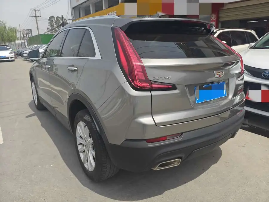 Cadillac XT4 2021 28T FWD Tech Edition