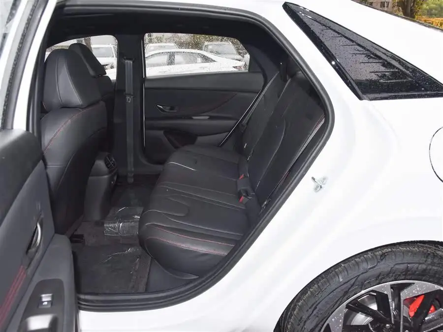 إيلانتر 2022 1.5 لتر CVT LUX بريميوم