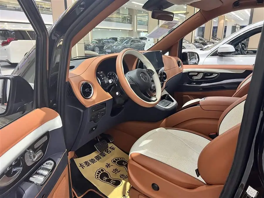 Vito 2023 2.0T Business Edition 7-seater