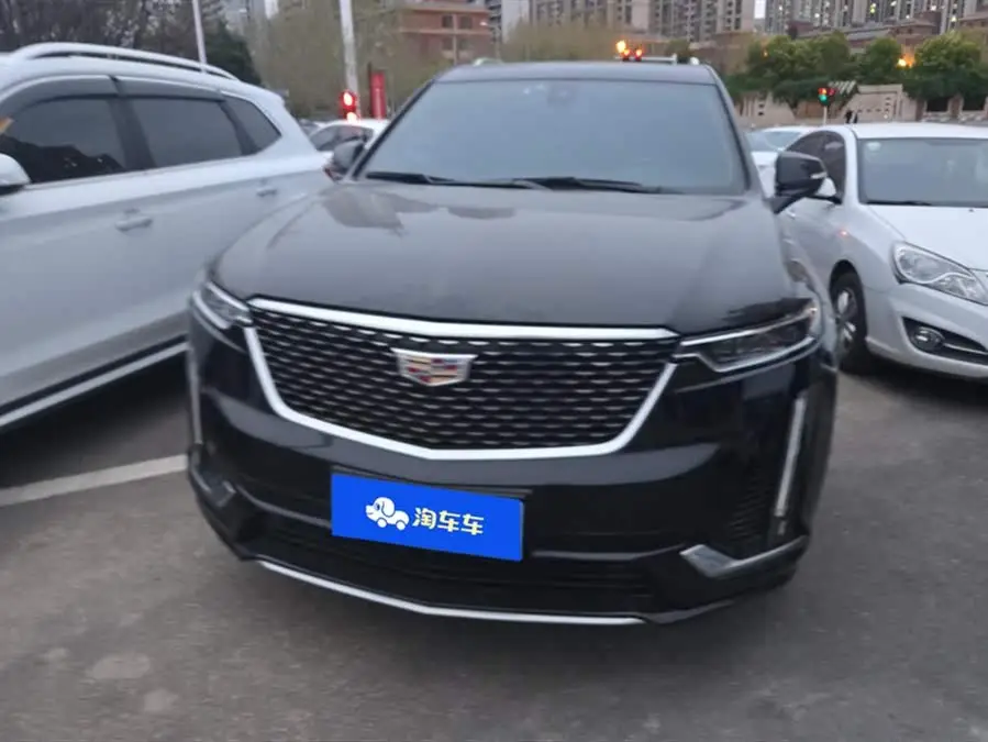 كاديلاك XT6 2021 2.0T سبع مقاعد دفع رباعي فاخر