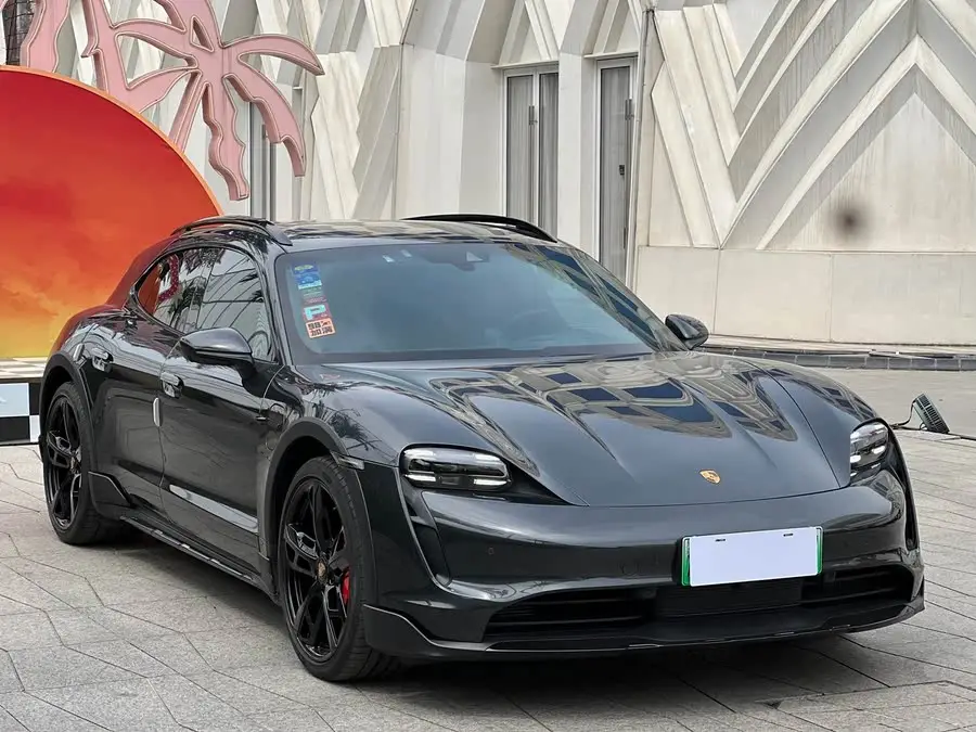 2024 تايكان تايكان 4 كروس توريسمو