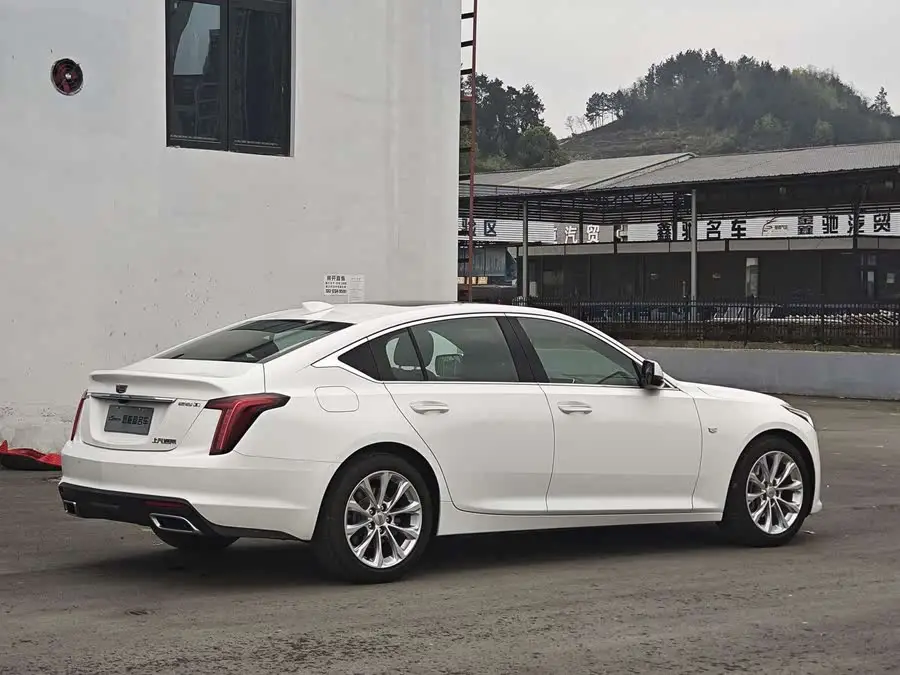 Cadillac CT5 2022 28T Luxury (Standard Version)