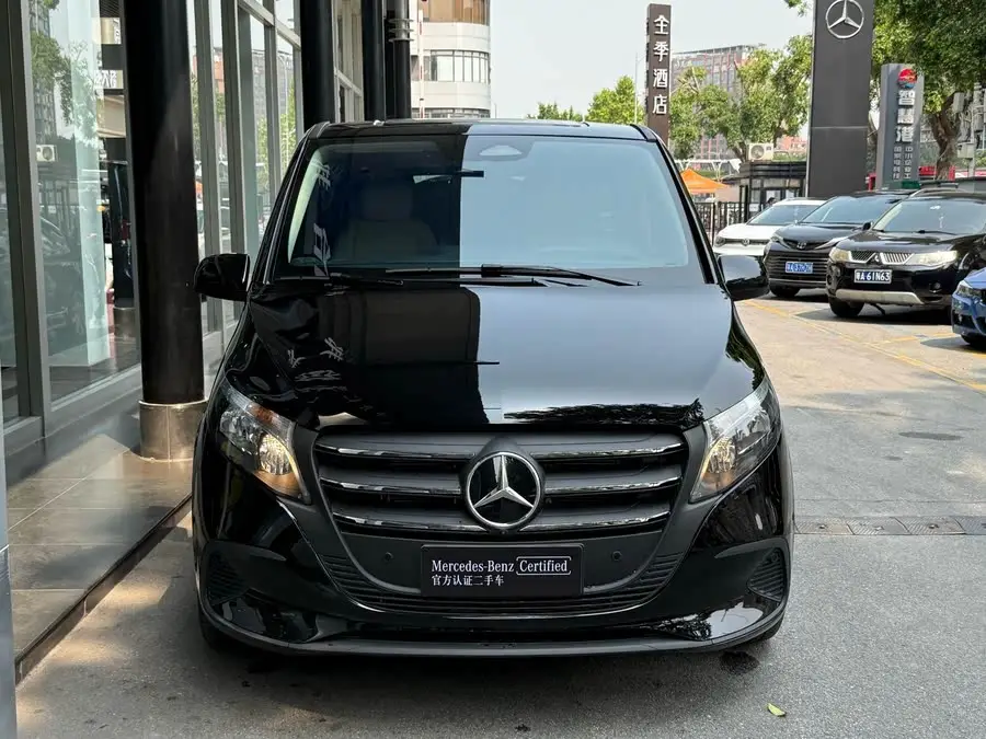 فيتو 2024 نسخة الأعمال 2.0T 9 مقاعد