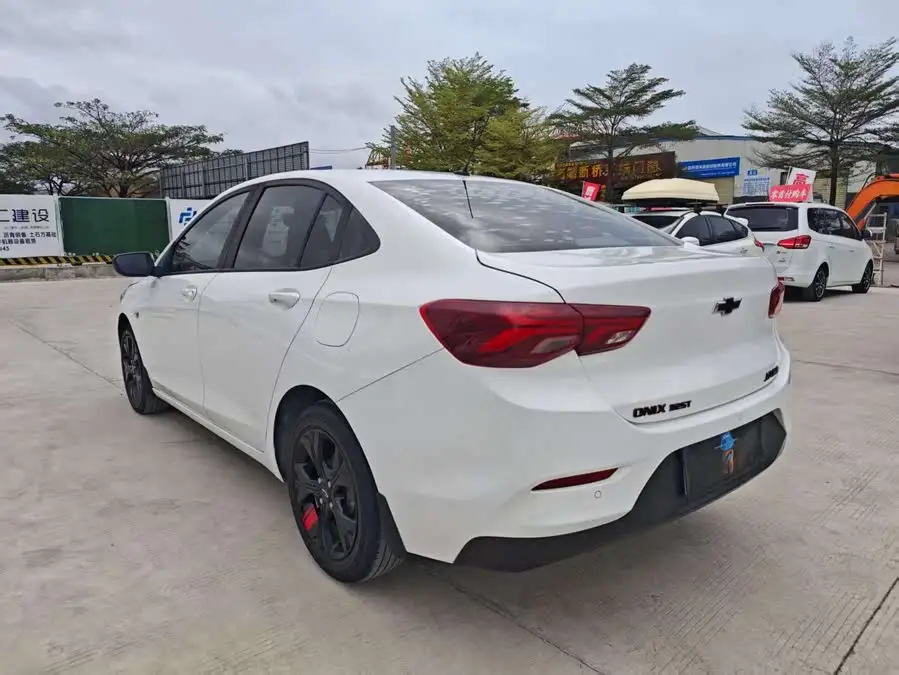 2020 شيفروليه كافاليير ريدلاين 325T إصدار أوتوماتيكي شينشي الوطني السادس