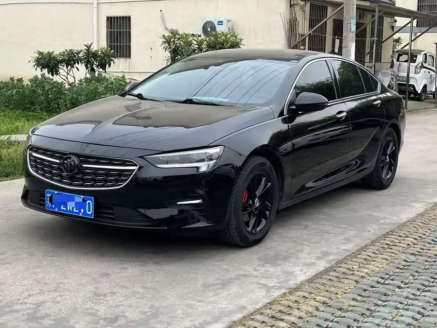 بيوك ريجال 2021 552T النخبة