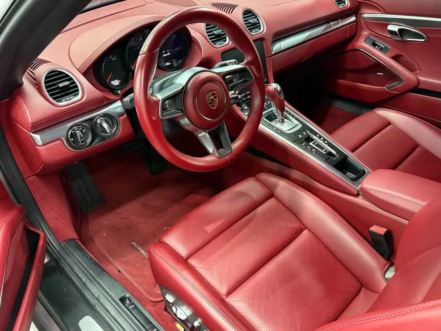 Porsche 718 2022 Boxster 2.0T