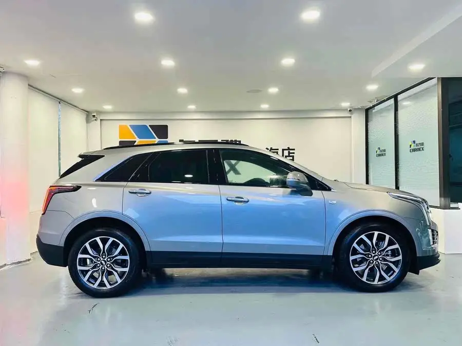 Cadillac XT5 2023 2.0T AWD Premium (Ultimate Edition)