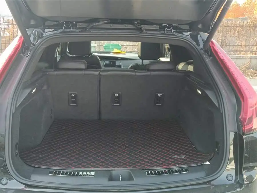 Cadillac XT4 2020 Facelift 28T FWD Premium