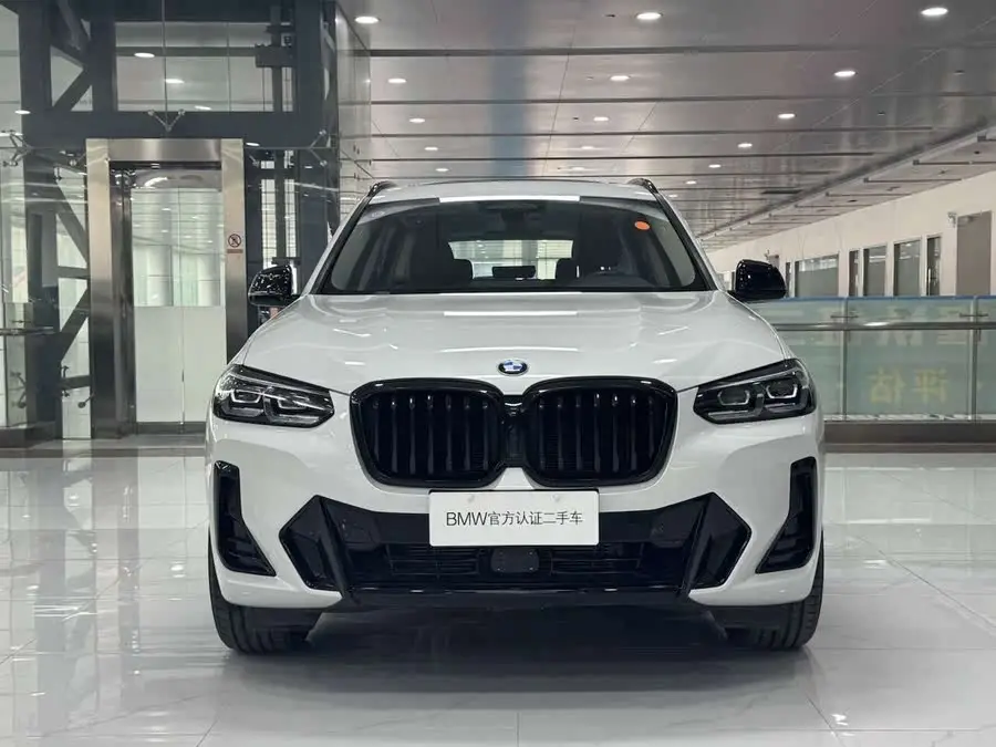 BMW X3 2023 xDrive30i Leading Model M Night Package