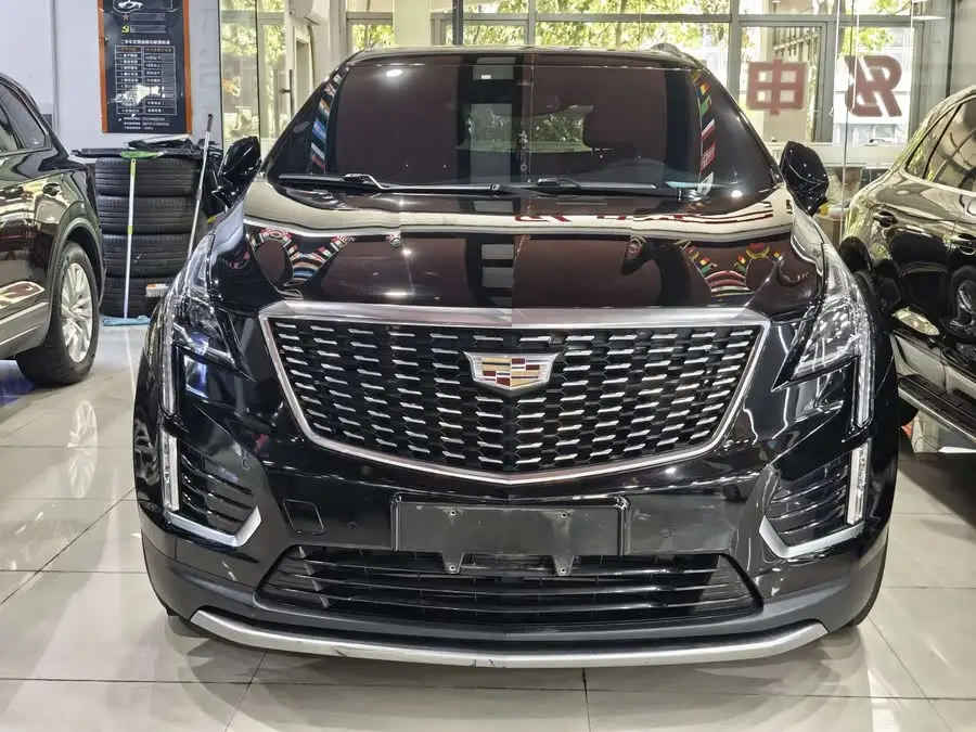 كاديلاك XT5 2020 طراز مُعدل 28T دفع رباعي فاخر