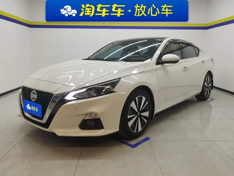 Teana 2021 2.0L XL Upper AD1 Intelligent Navigation Edition