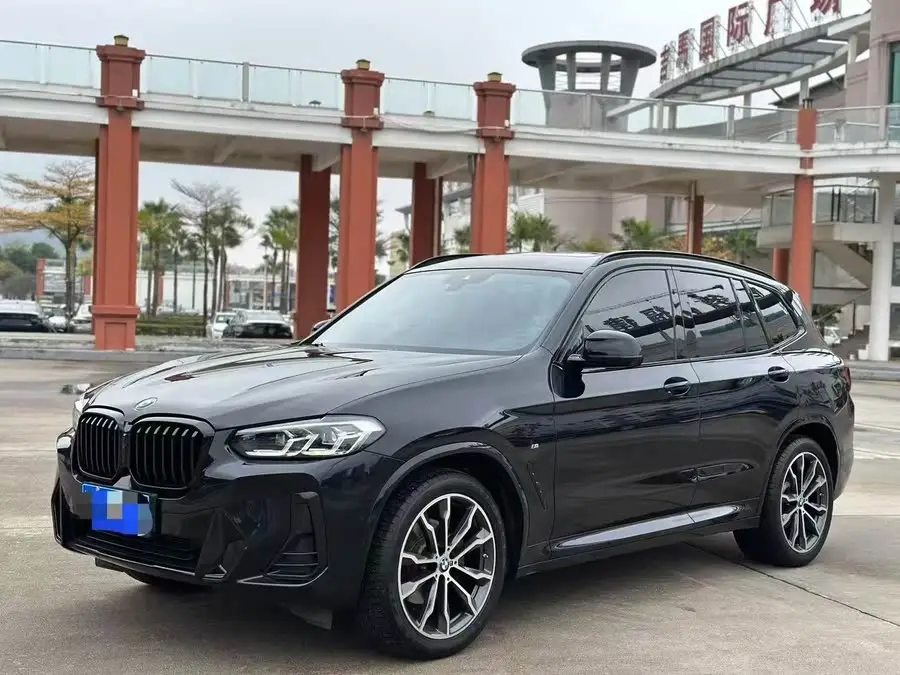 BMW X3 2023 xDrive30i Leading M Night Package