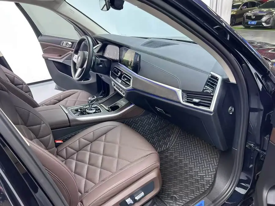 BMW X5 2022 Model Facelift xDrive 30Li M Sport Package