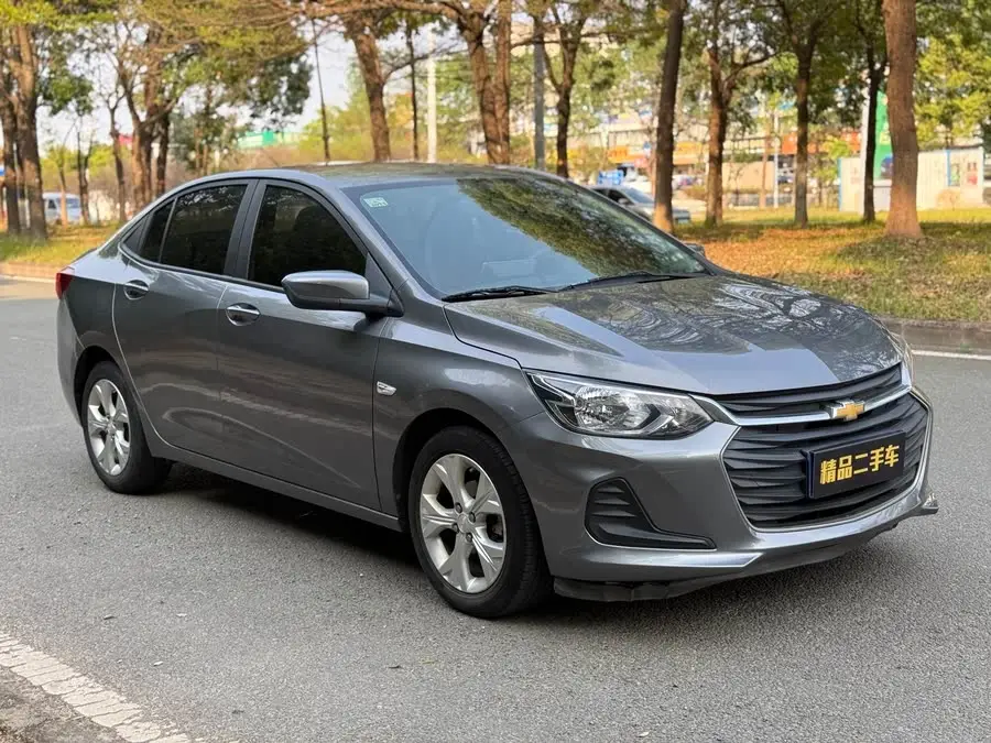 2021 شيفروليه كافاليير 325T أوتوماتيكي إكسينيو