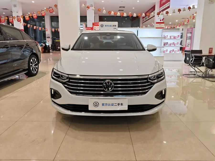 لافيدا 2023 300TSI DSG النسخة الكاملة