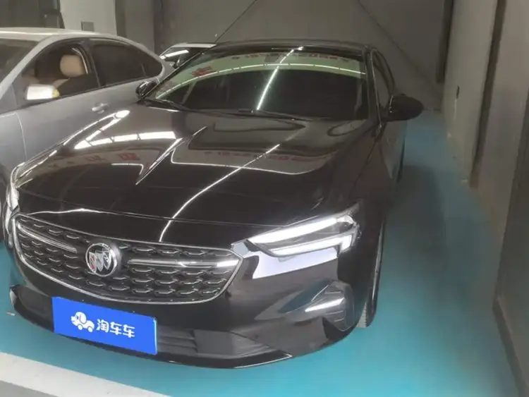 Regal 2022 552T Intelligent Edition