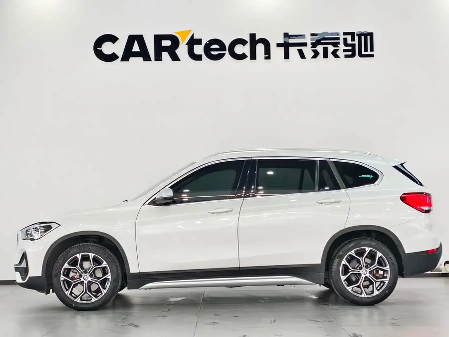 BMW X1 2022 sDrive20Li Luxury