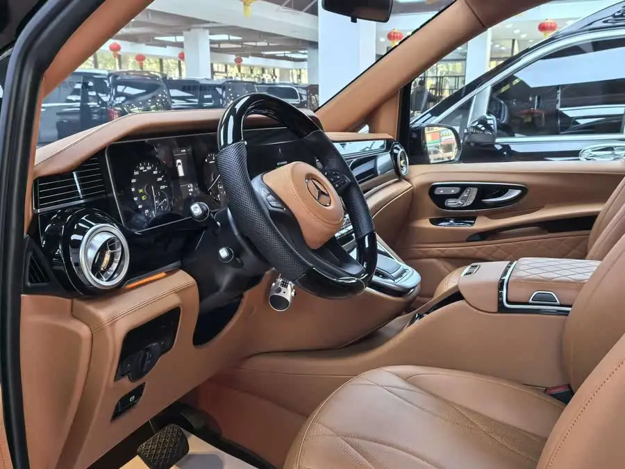 Vito 2023 2.0T Business Version 7-Seater