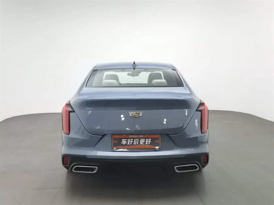 كاديلاك CT4 2023 25T الفاخرة